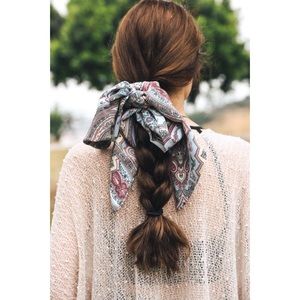 🆕 Pink Versatile Paisley Neckerchief Scarf